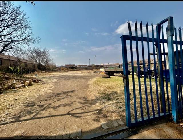 LAND FOR SALE IN VANDERBIJLPARK NW